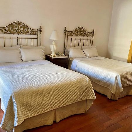 Parador Santa Maria La Real スクレ エクステリア 写真