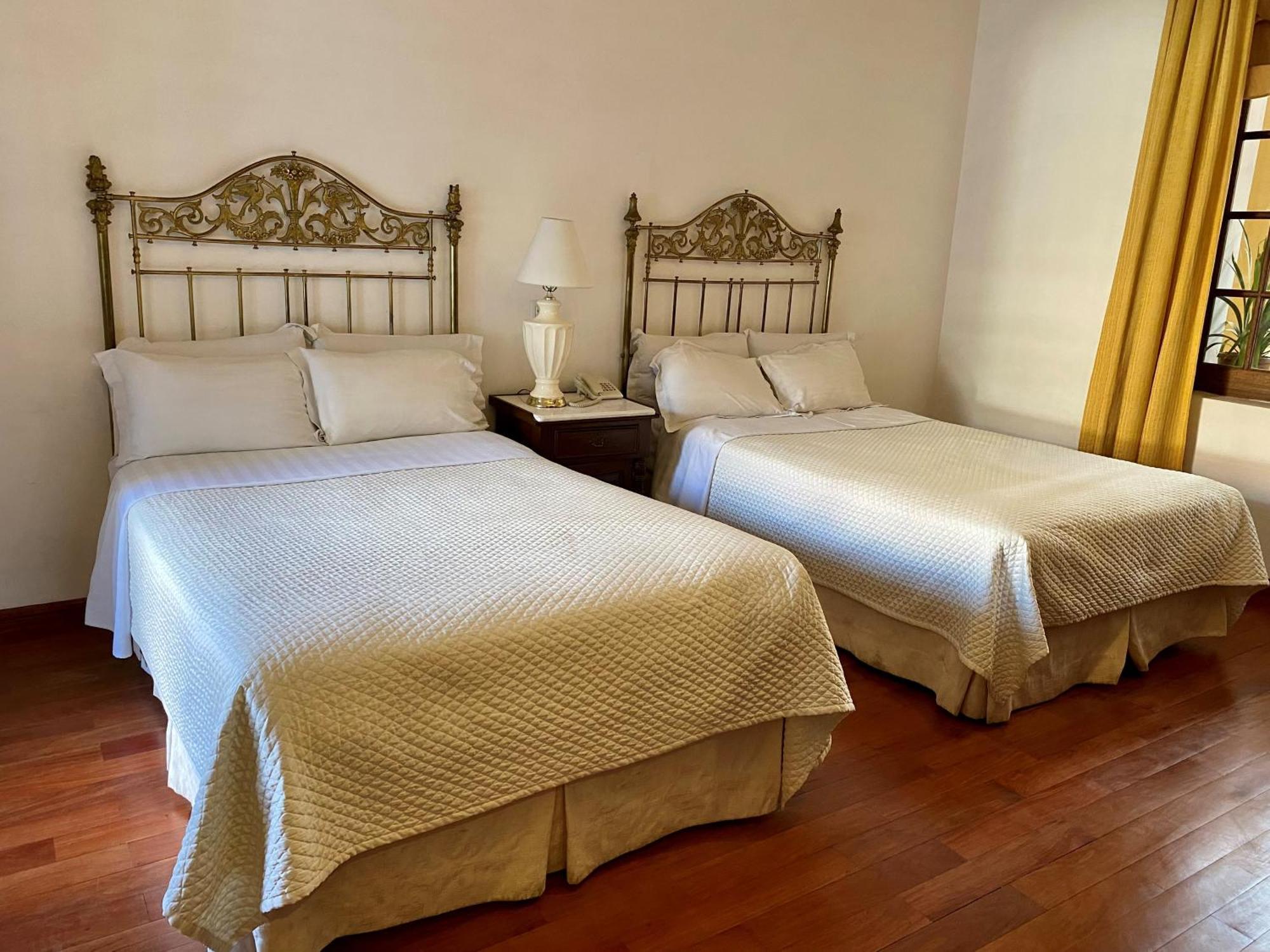 Parador Santa Maria La Real スクレ エクステリア 写真