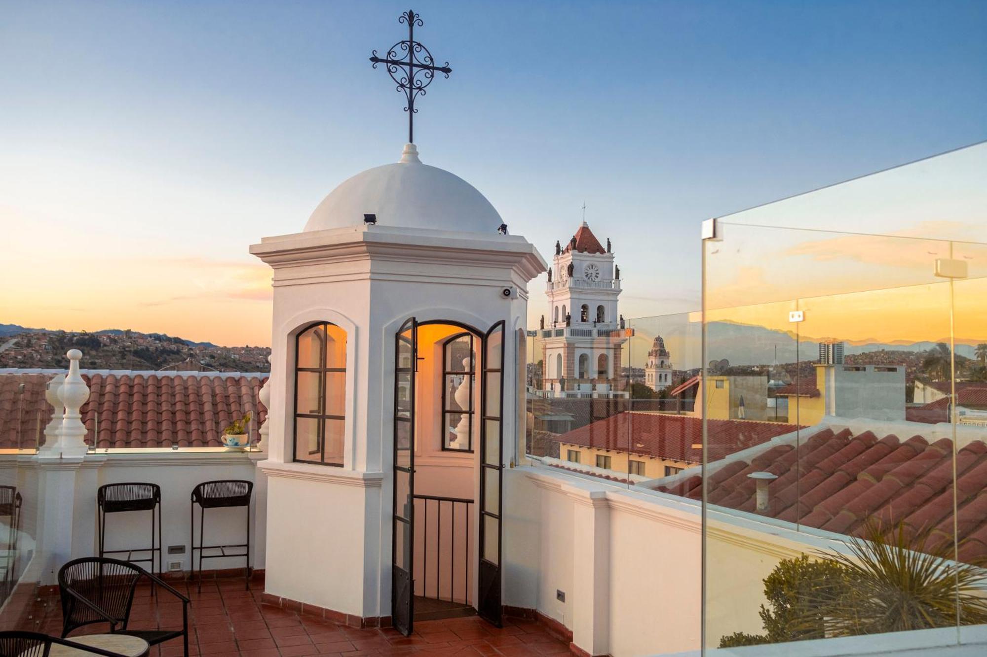 Parador Santa Maria La Real スクレ エクステリア 写真