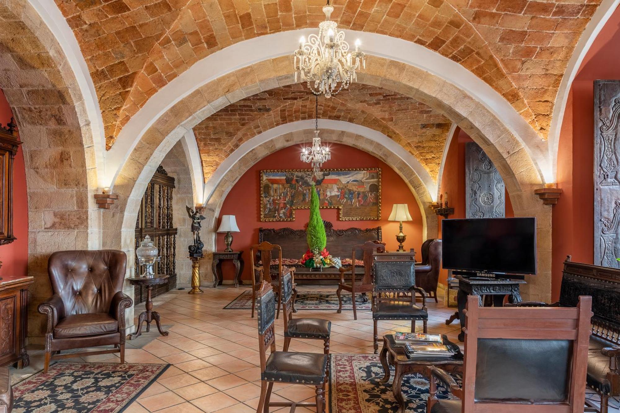 Parador Santa Maria La Real スクレ エクステリア 写真